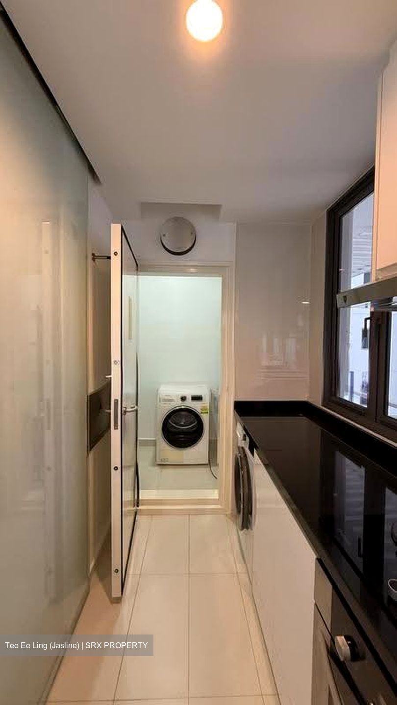 Waterfront Isle (D16), Condominium #621716731